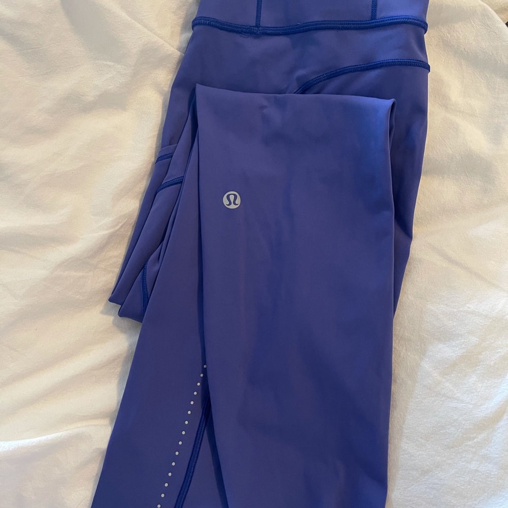Size 8 Lulu Legging ** Limited Edition**